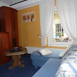 Apartment Haus Sandra *
