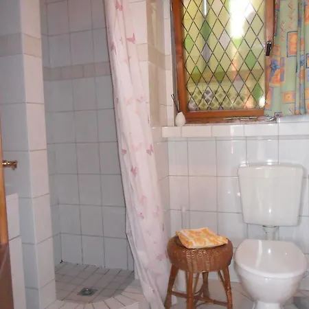 דירה Haus Sandra *