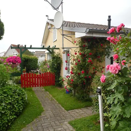 Haus Sandra アパート *