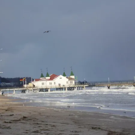 Haus Sandra アパート